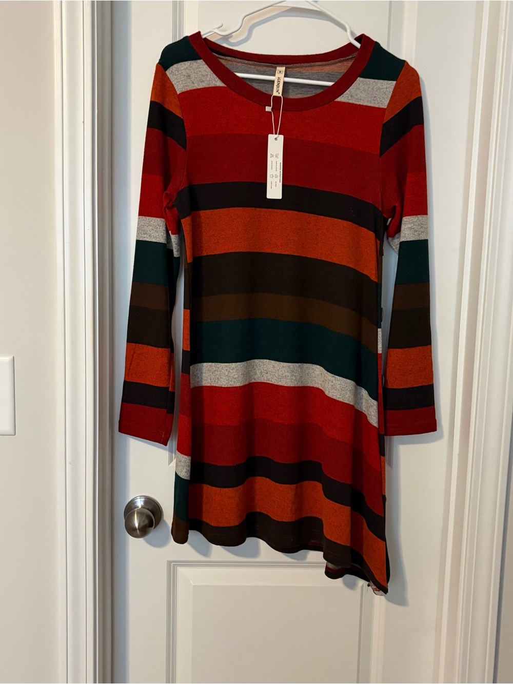 Colorblock Striped Long Sleeve Tunic Dress
Size S
NWT